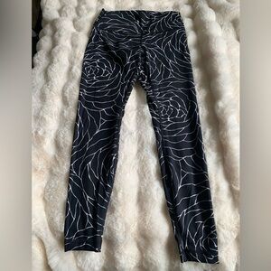 Lululemon Athletica Black and White Floral Leggings